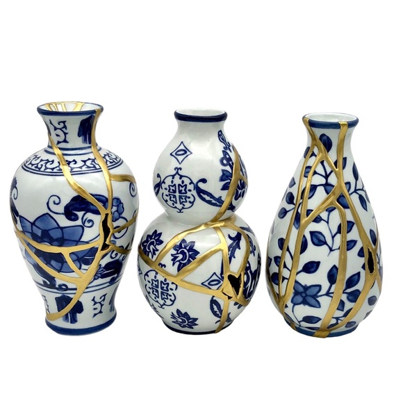 Kintsugi Vase Set Bombay Blue and White Porcelain Gold Crack Growth Gift - Picture 10 of 17